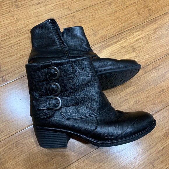 BOC Shoes - Born Concepts black booties size 9/40.5